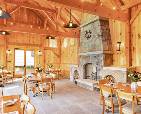 Int-Dining and fireplace